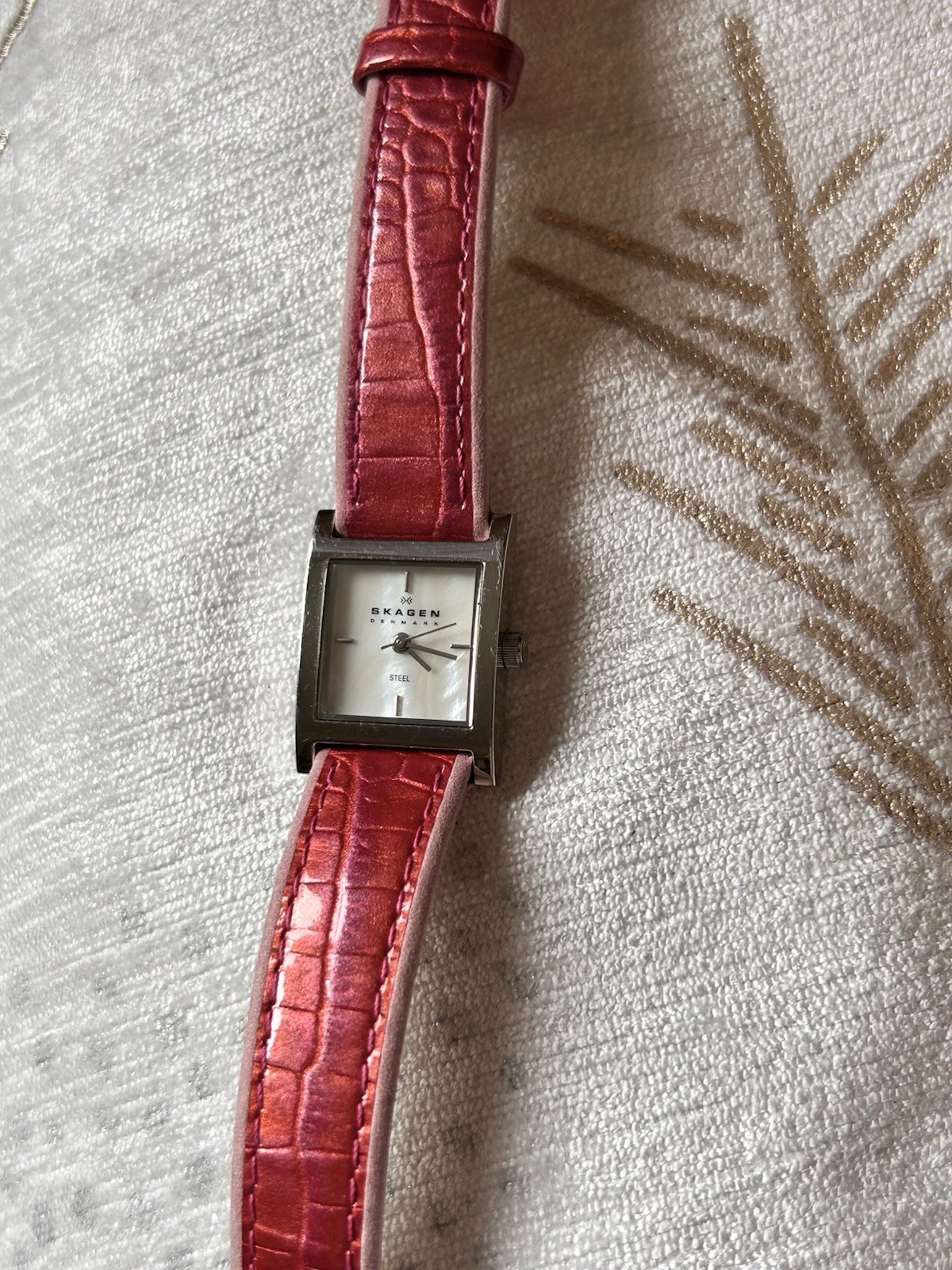 Skagen Denmark 528SSLP4 Mop Face Leather Band