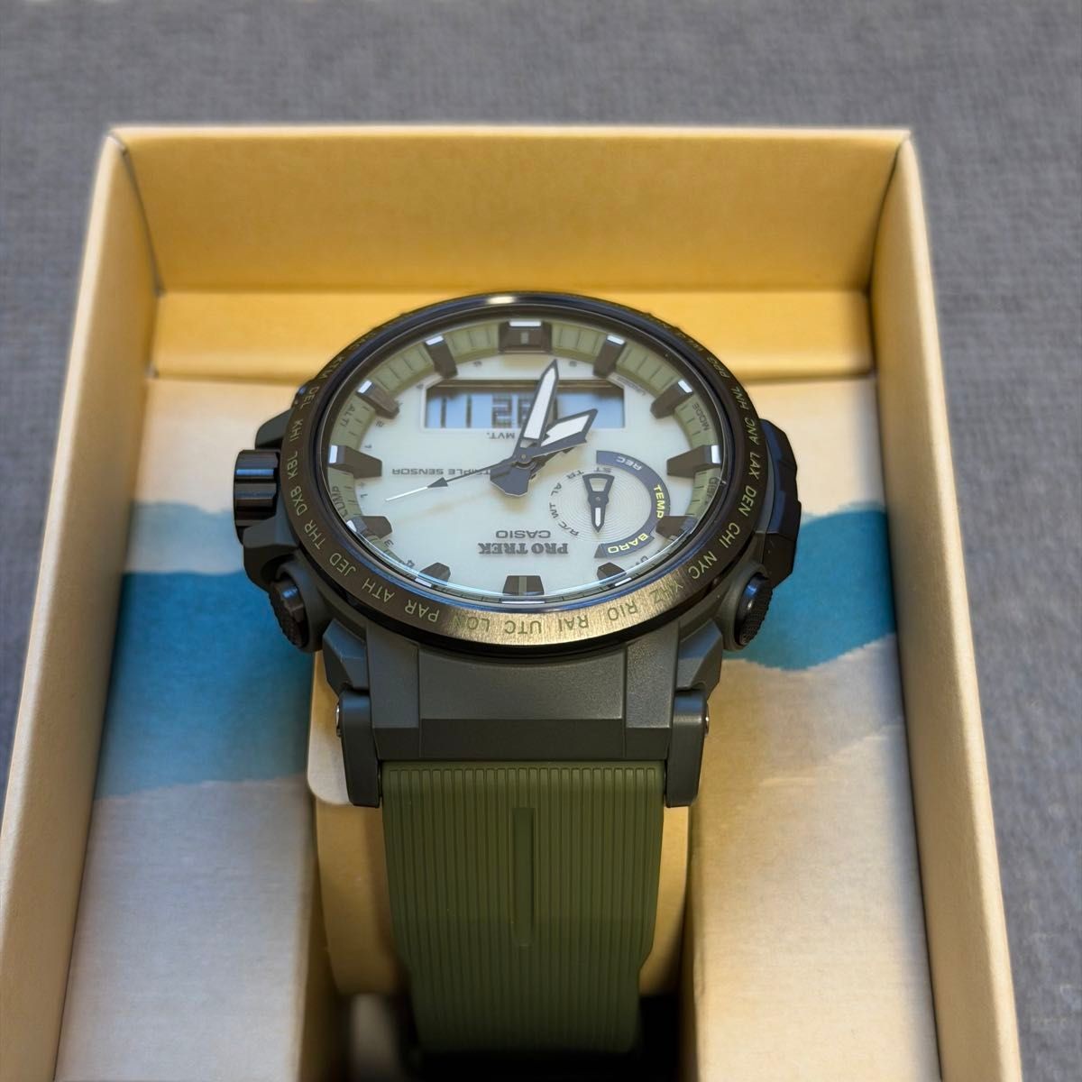 CASIO PRO TREK PRW 61LD 3JF Radio Solar Full Luminous Dial Watch Triple