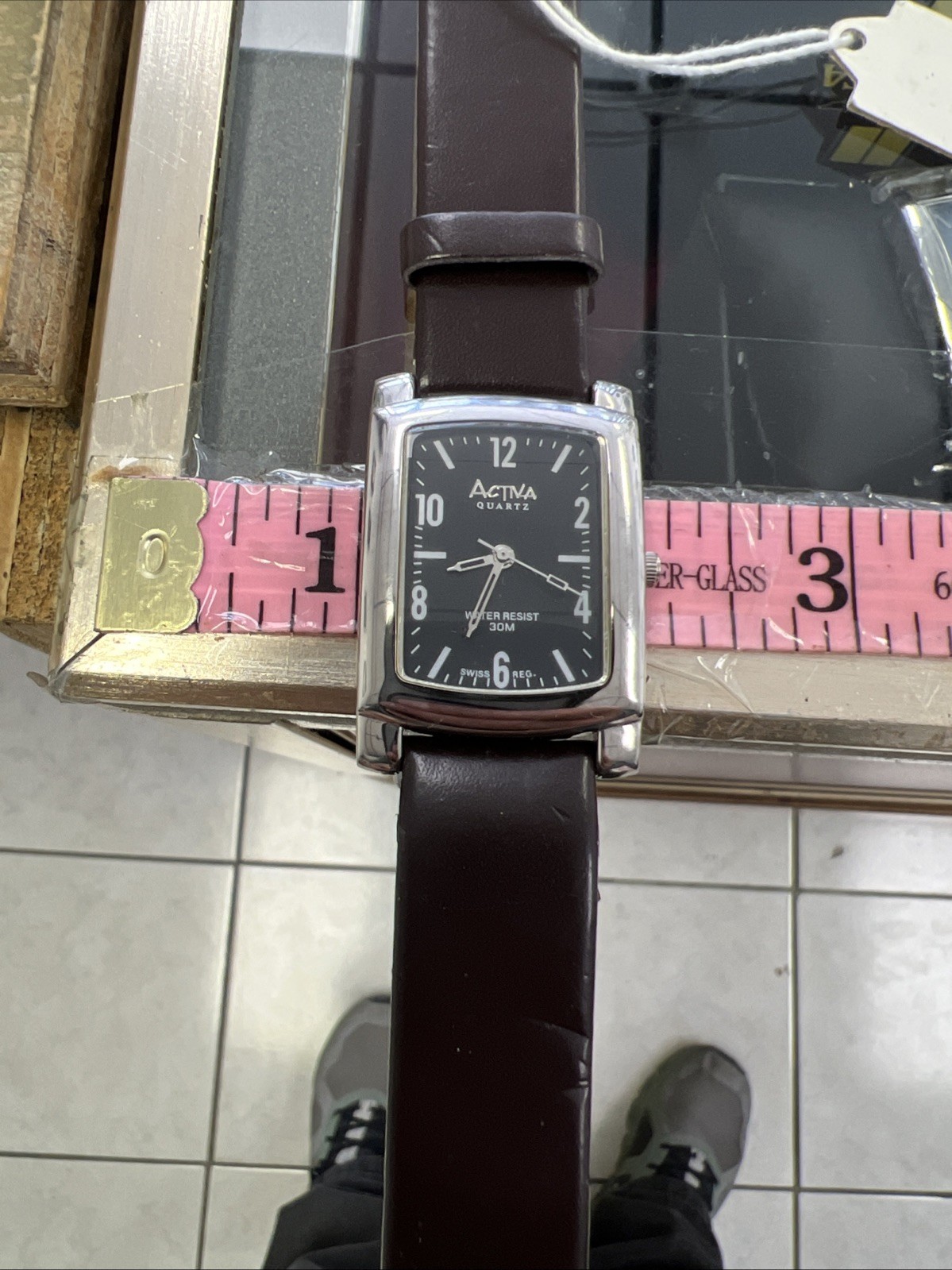 ACTIVA Swiss Tonneau Watch Leather Strap Water Resist 30M SM455(Good Condition)!