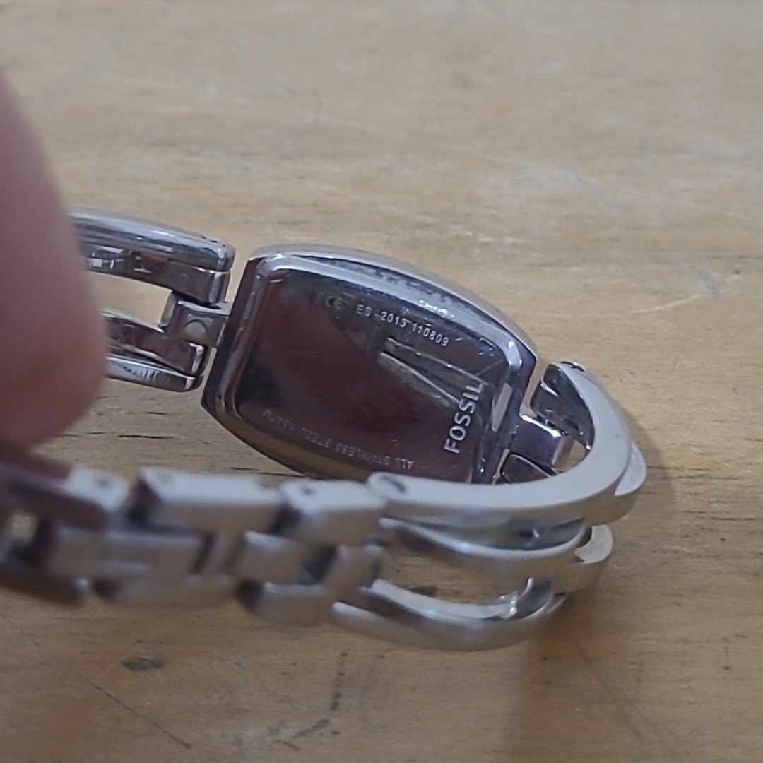 FOSSIL Bracelet Watch ES-2013 New Battery READ FULL DESCRIPTION
