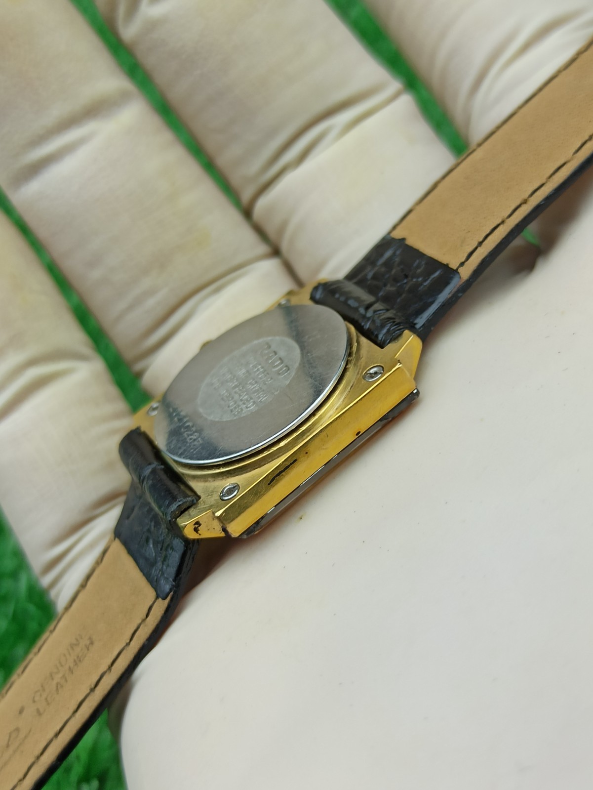 SMALL ! VINTAGE RADO FLORENCE MODEL SLIM WATCH SWISS MADE 90s UNISEX & RARE