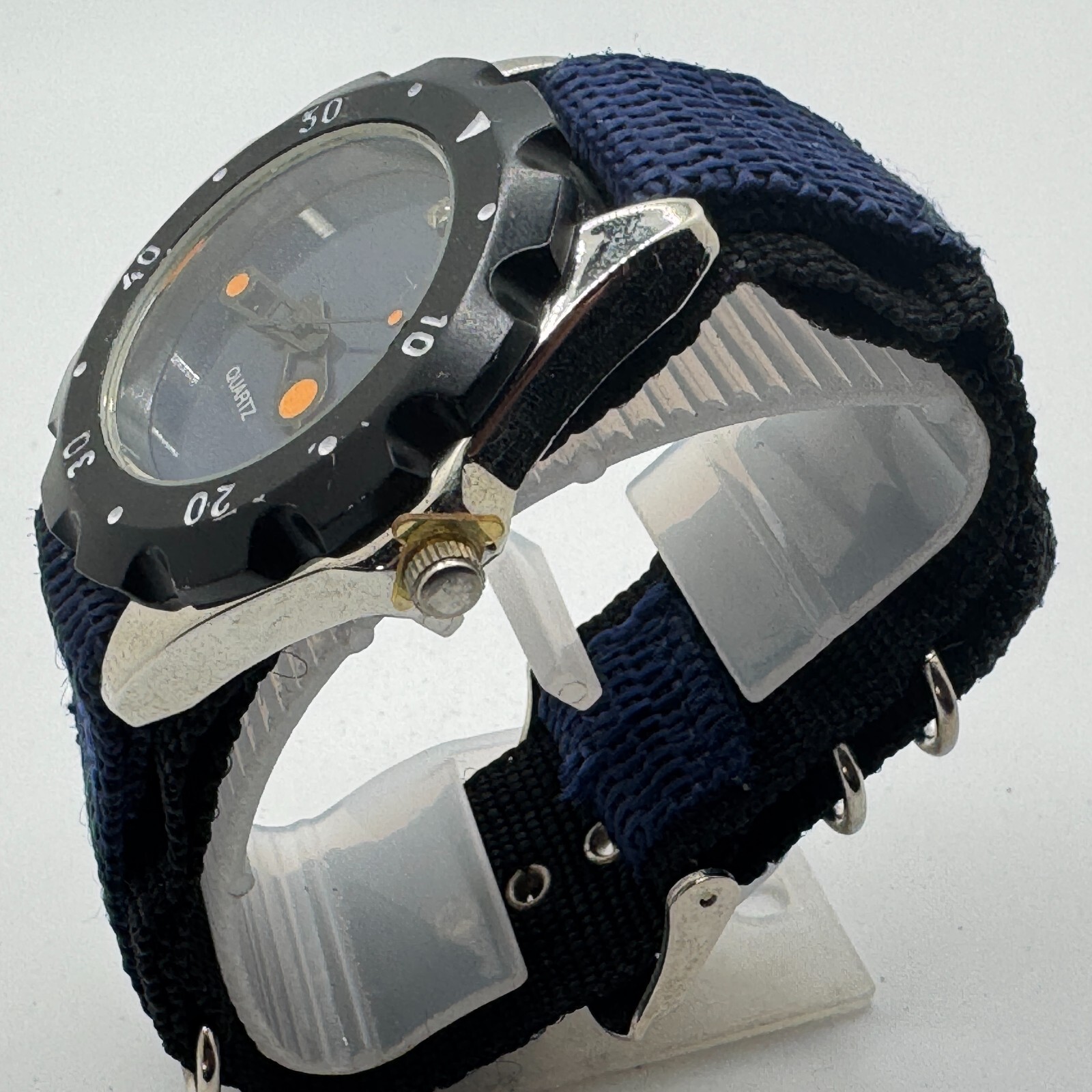 Vintage Fixed Bezel Quartz Watch Unisex Silver Faux Nylon Band Analog New Batter