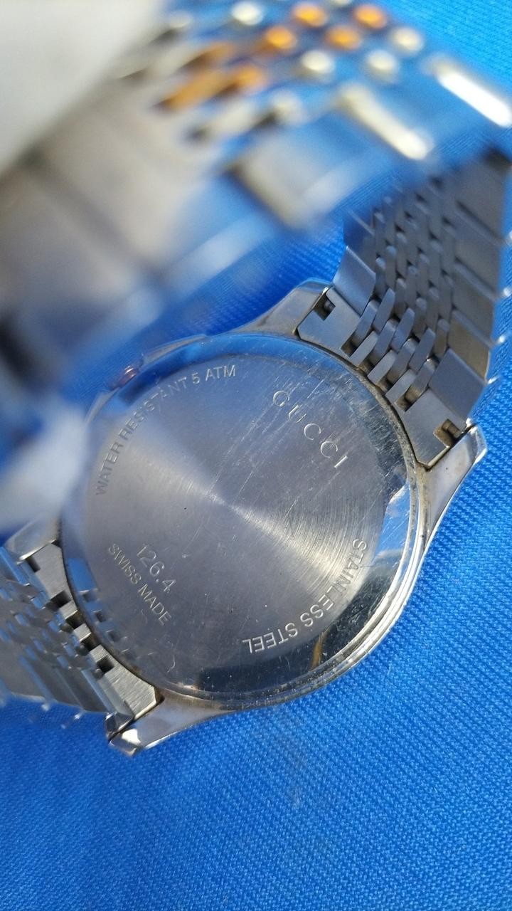 G Timeless Model Number YA126512 GUCCI