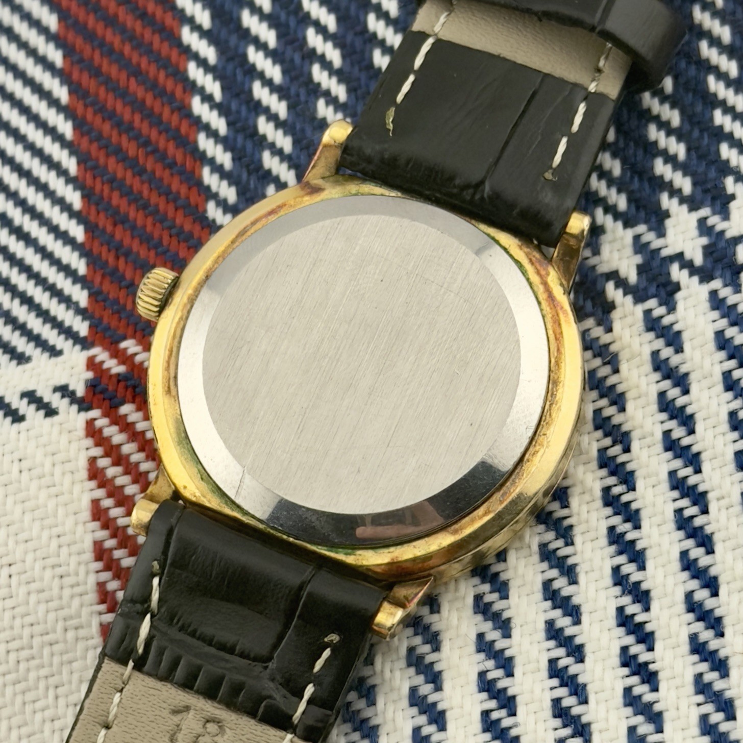Vintage 1978 Omega Constellation – Gold Dial Quartz – Ref 191.0032 – Men’s Watch