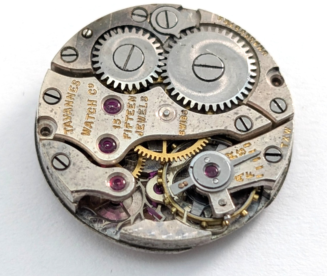 Vintage TAVANNES 15 Jewels Petite Ladies 17mm Swiss Watch Movement PARTS REPAIR
