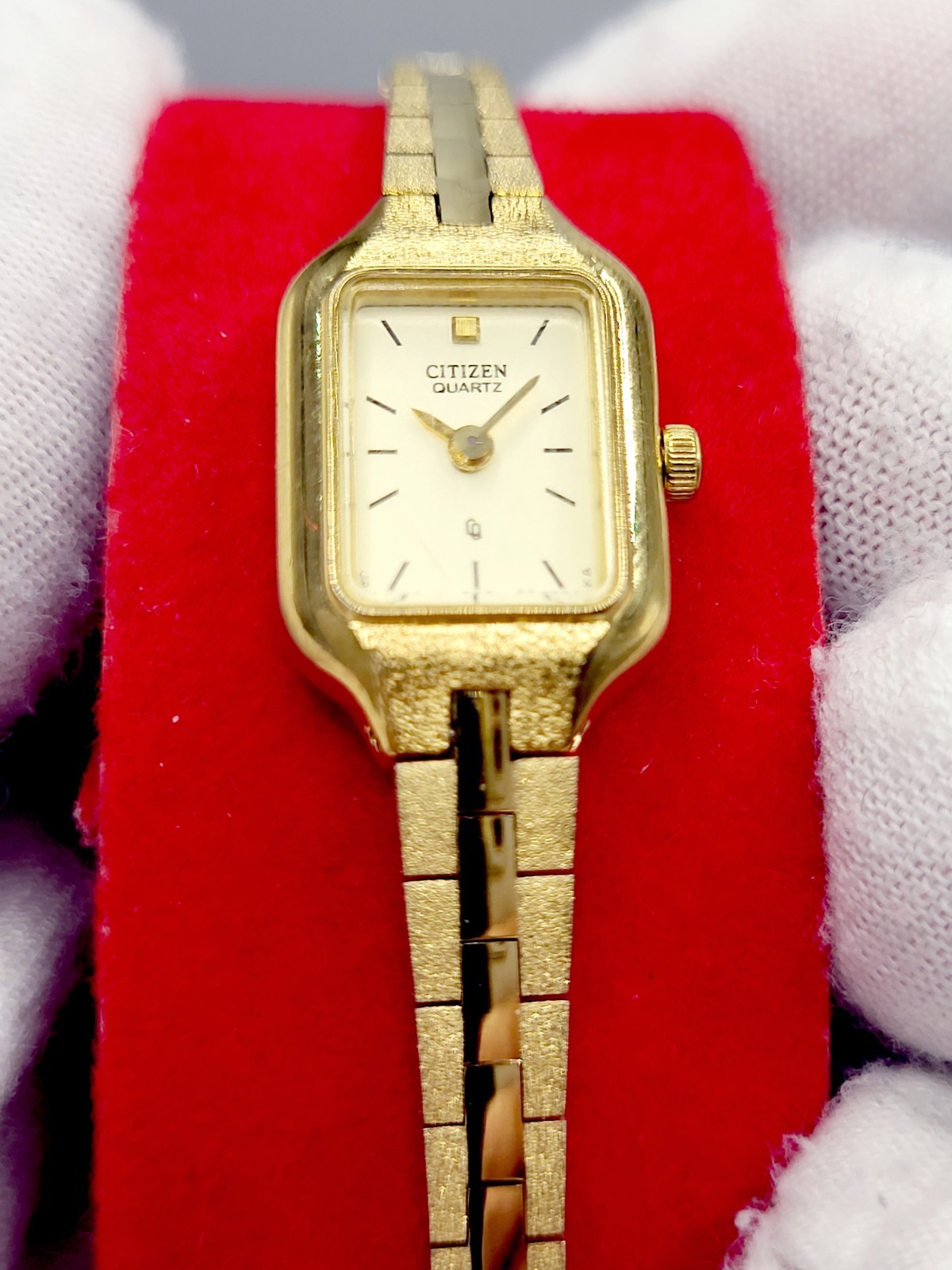 Rare [N. MINT] 1988 Citizen Quartz 13mm Ladies Watch Gold Tone 5421-821389