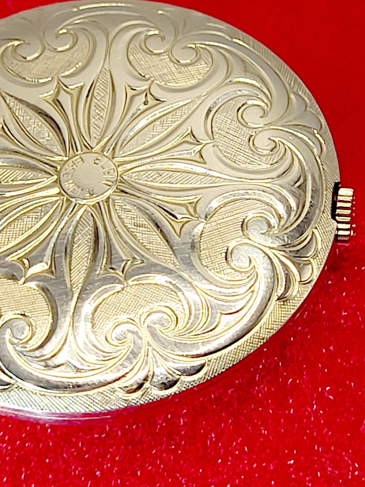 Swiss [MINT, WORKS] Elgin 34mm RARE Wind-up Women’s Pendant Watch Roman Dial