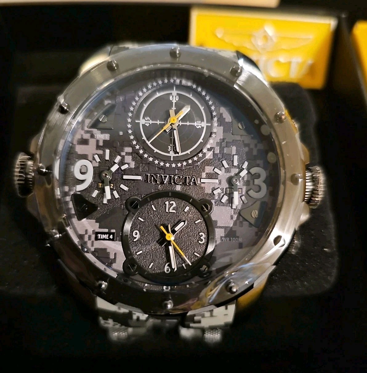 Invicta-Coalition Forces Army Camo (50mm) Multi-time zone,water res- 100m(10atm)