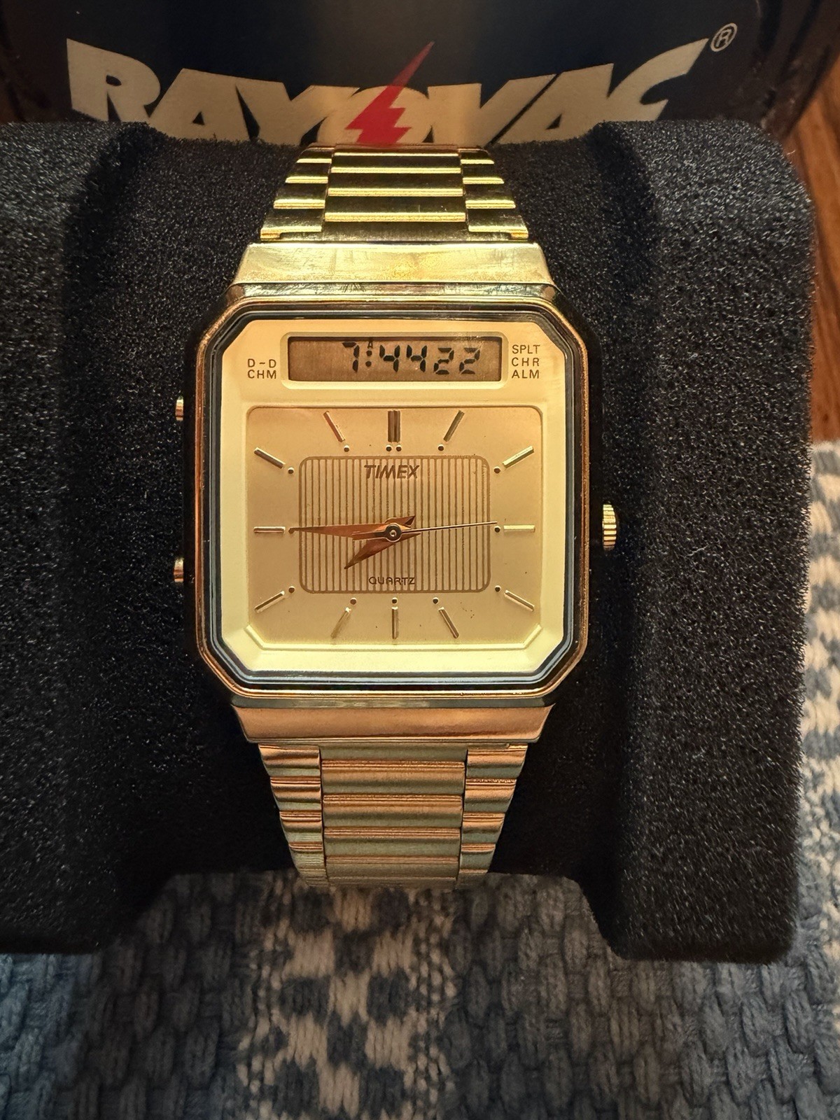Timex 392 K CELL Quartz Ana-Digi Alarm Timer Day/Date Gold Tone Bracelet