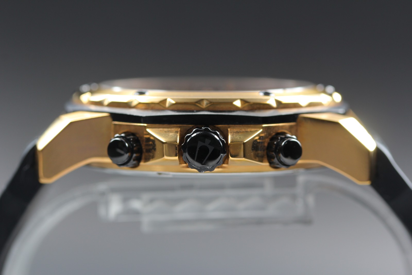 [N MINT] BULOVA Marine Star 98B104 Chronograph Gold Men’s QZ Watch From JAPAN