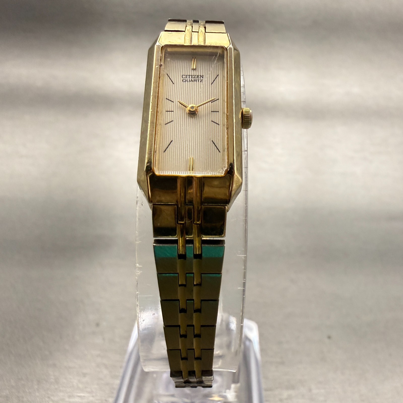 Citizen Watch Women 13mm Champagne Dial Gold Tone Rectangle 5421-S96460 New Batt