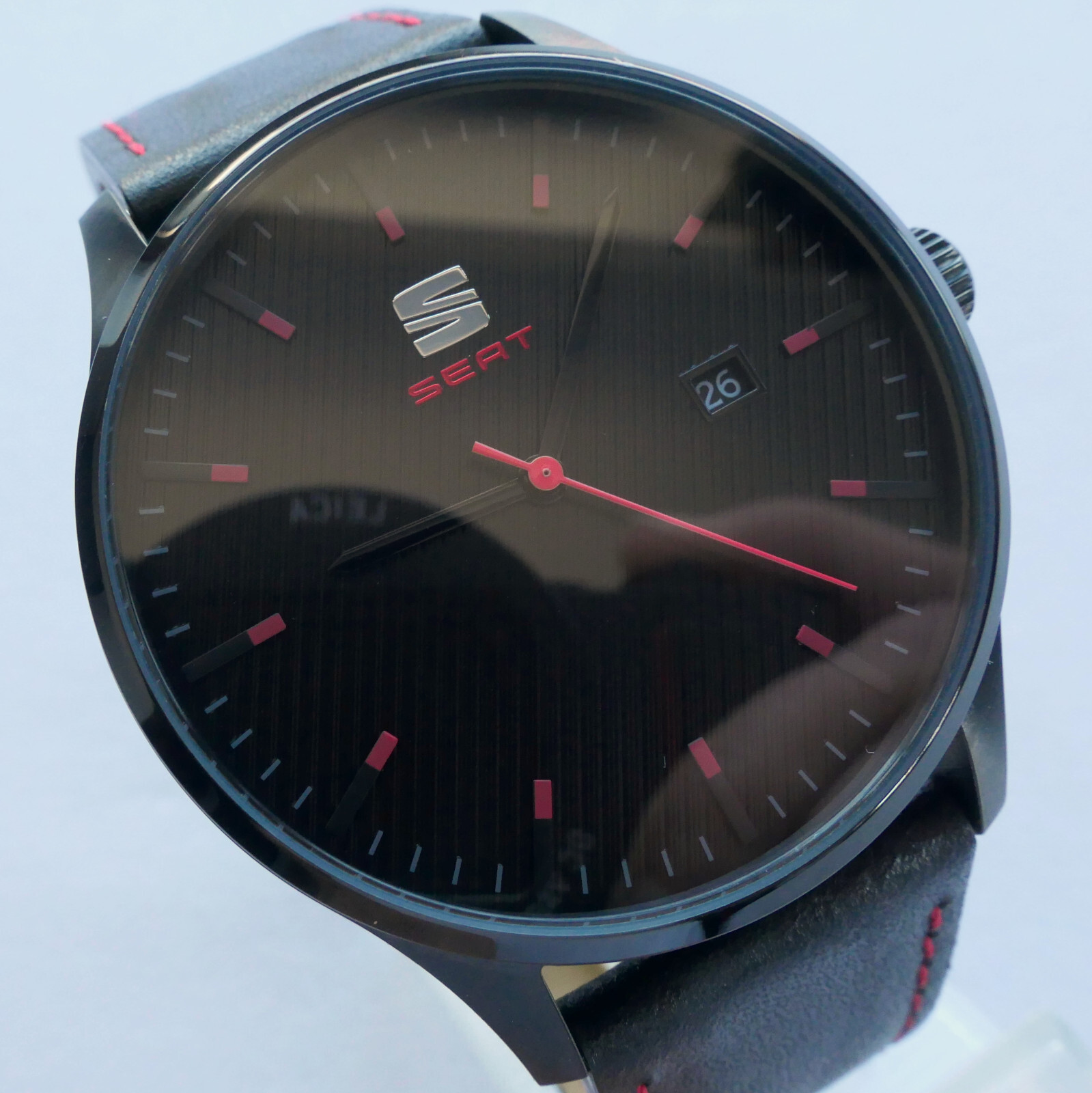 Seat Leon Cupra R ST Racing Coupe Motorsport Car Accessory Sport Design Watch