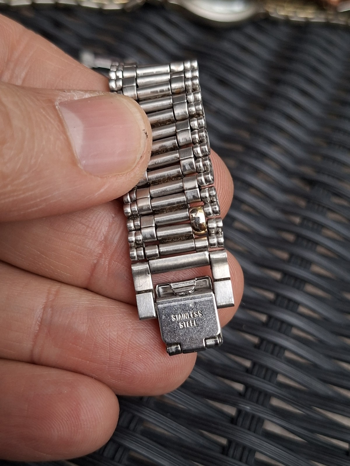 Vuillemin Regnier Paris dress design date function quartz ladies watch