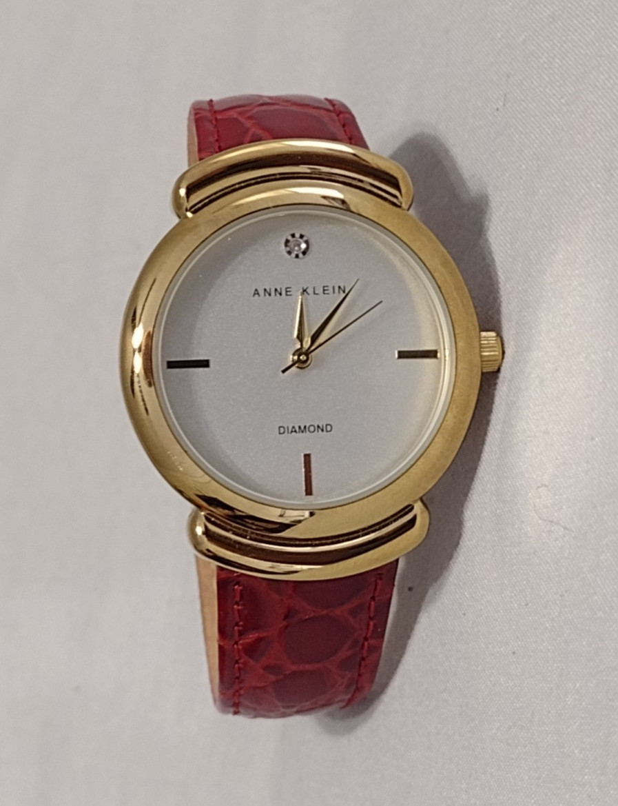 Women’s ANNE KLEIN Diamond Watch w/ New Battery – Works Great! c77