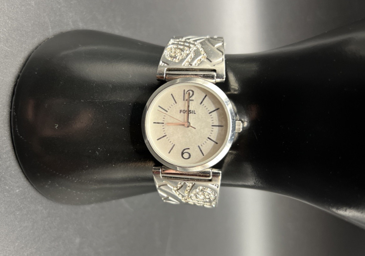 Fossil ES-2763 Women’s Watch Silver Tone Floral Bracelet 30mm Quartz Analog