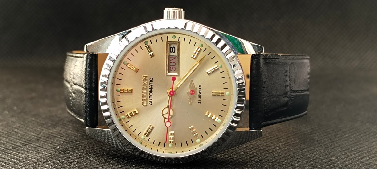 Vintage Automatic Citizen Japan Made bold Dial Day/ Date Men’s Wrist Watch