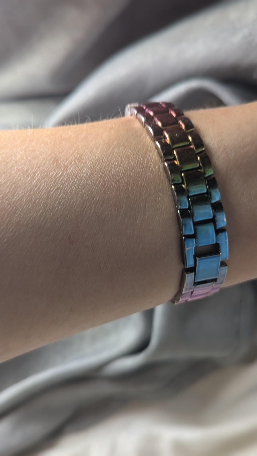 Woman’s Watch Bongo BG3802 rainbow metal band. New battery works great!