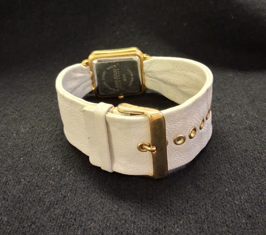 JOAN RIVERS CLASSICS STUNNING QUARTZ WRISTWATCH 377 ELEGANT LADIES WATCH