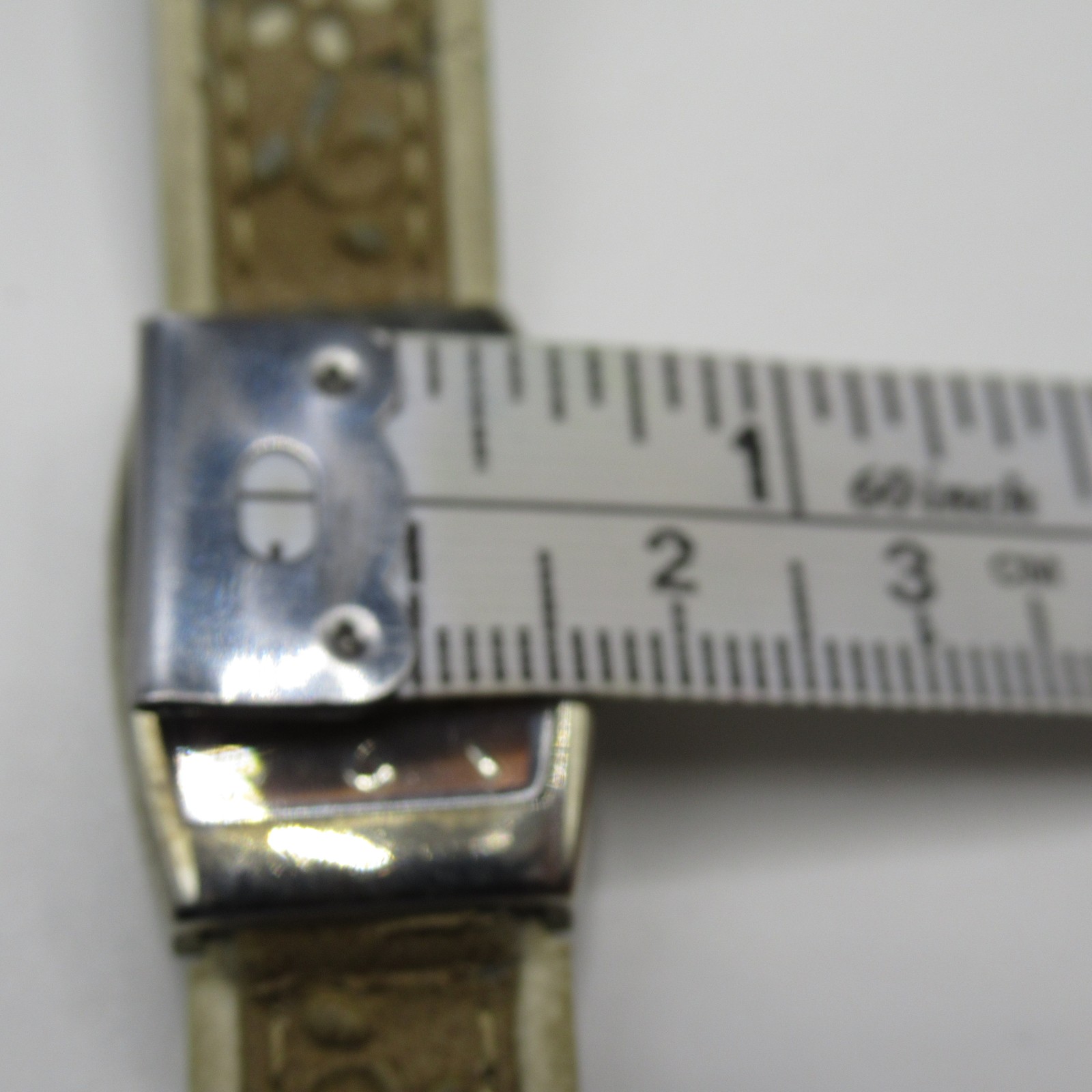 Vintage Style Tan Embossed Leather Quartz Watch Base Metal Bezel Stainless Back