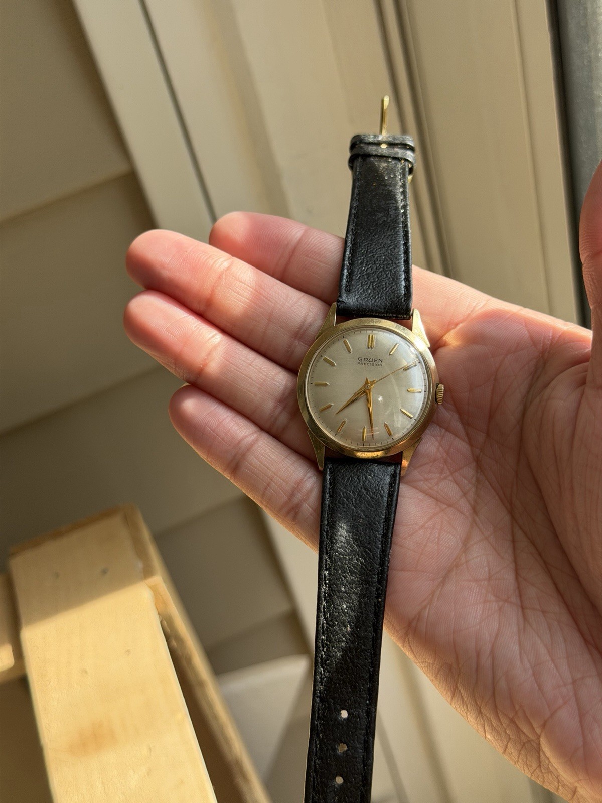 Vintage Gruen Precision Swiss Manual Wind Men’s Dress Watch Runs Gold Tone