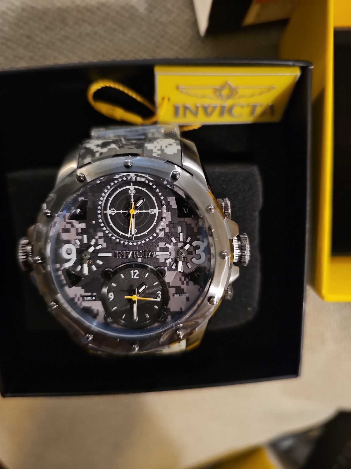 Invicta-Coalition Forces Army Camo (50mm) Multi-time zone,water res- 100m(10atm)