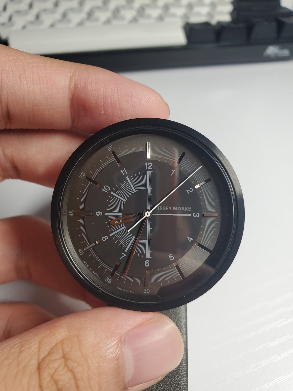 Issey Miyake Watch 1/6 Nao Tamura Design NYAK701 Leather Analog Used