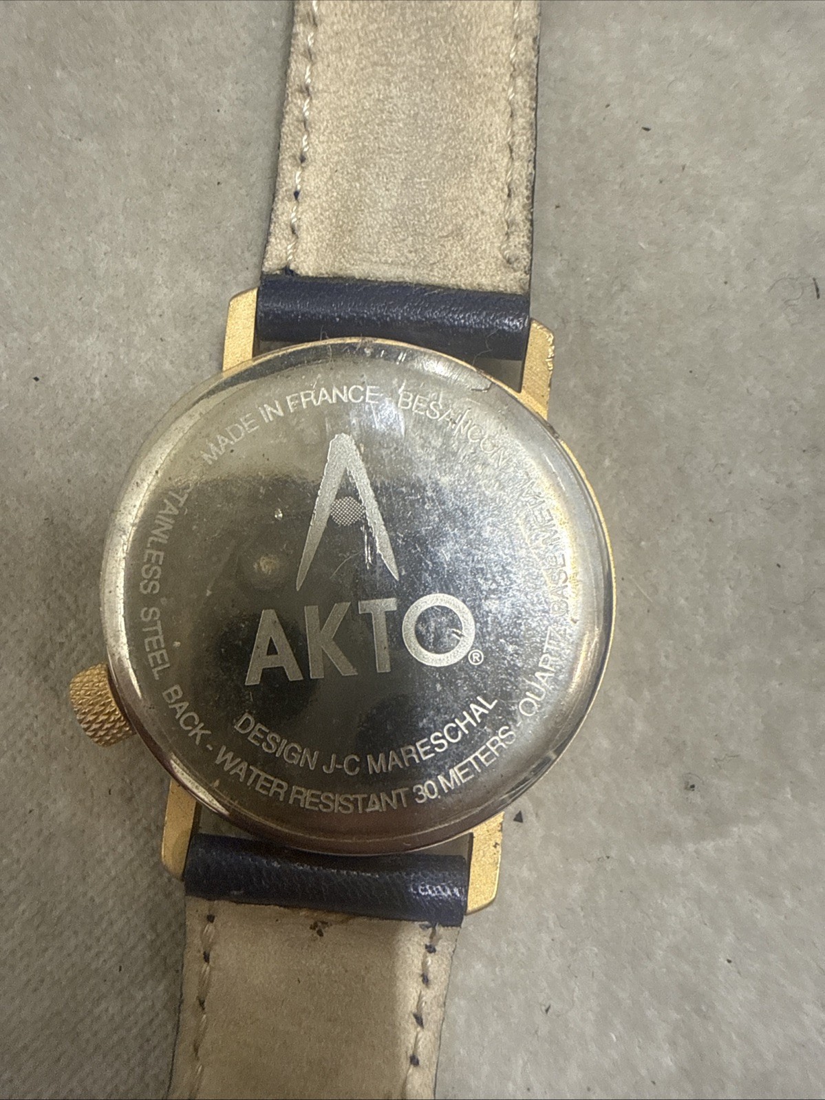 akto watch