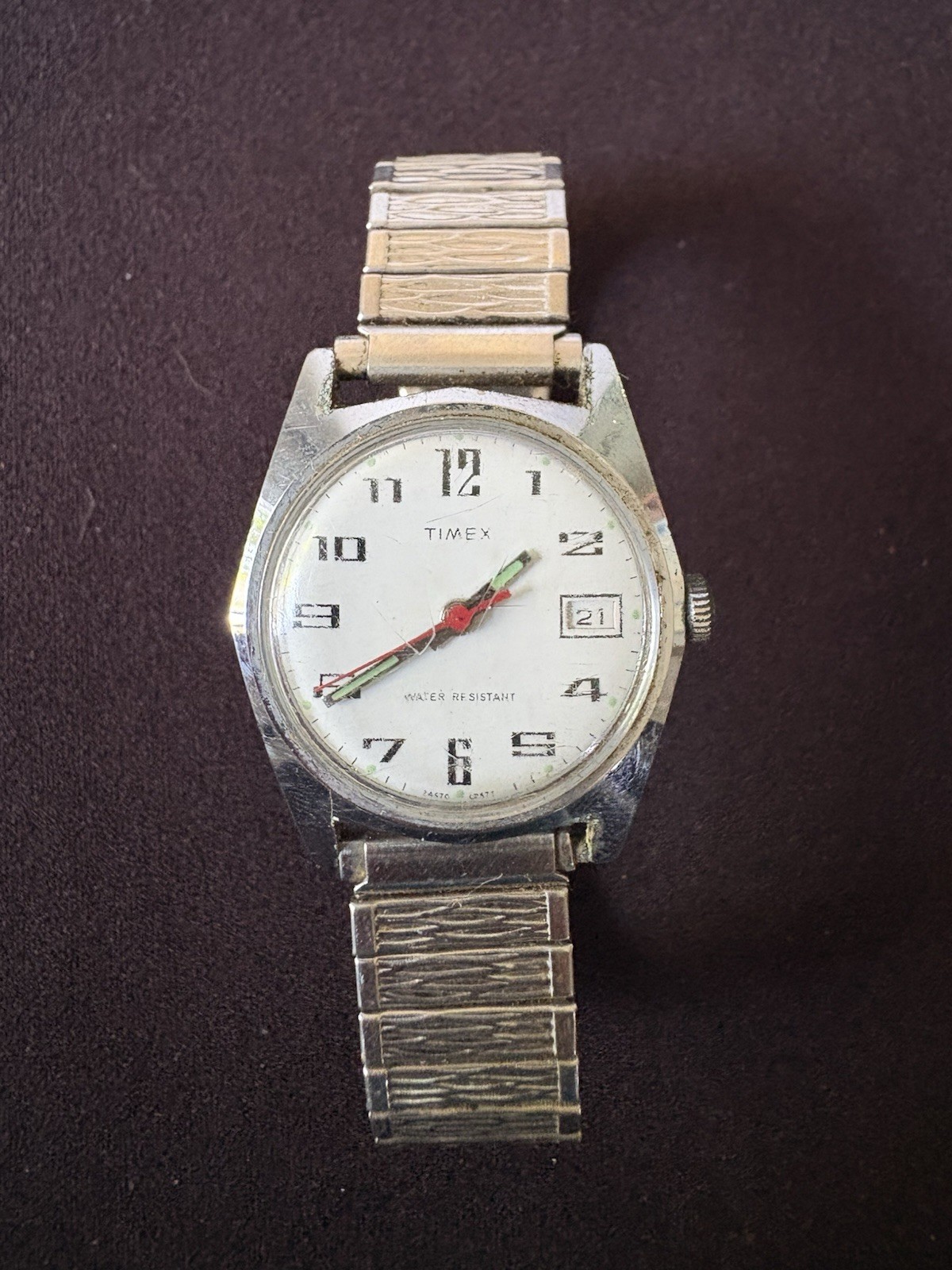 Timex 24570 Men’s Watch Mechanical Water Resistant White Dial Silver Bracelet