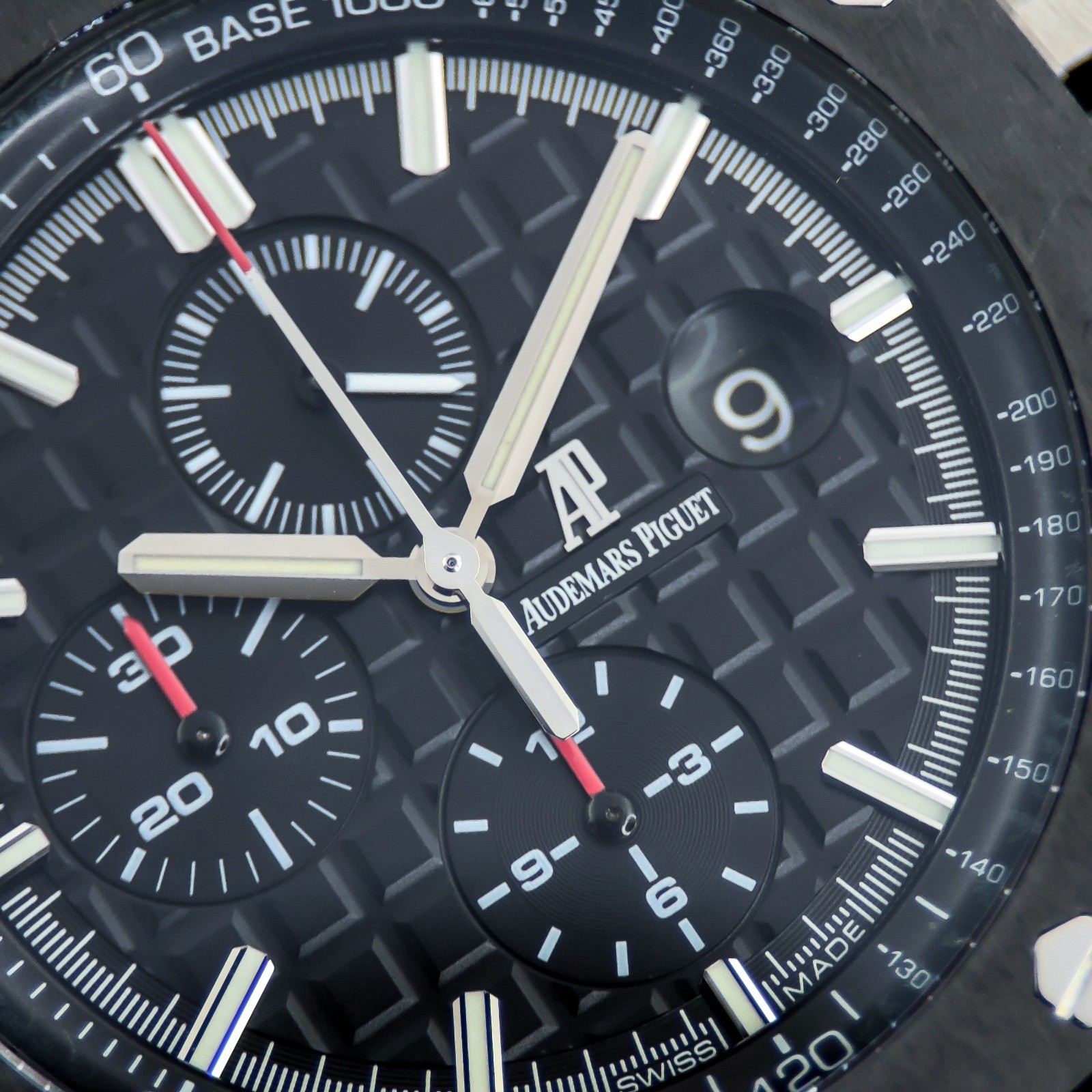 Audemars Piguet Royal Oak Offshore Chronograph 26400AU.OO.A002CA.01 – Excellent