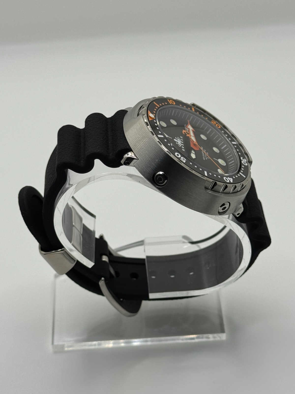 KRAKEN Automatic Dive Watch 300M NH35 Sapphire Steel Black Orange Diver
