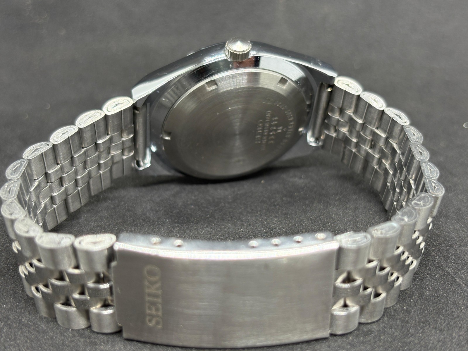 Vintage Refurbished Seiko 5 Automatic Day/Date Japan Made Men’s Wrist Watch