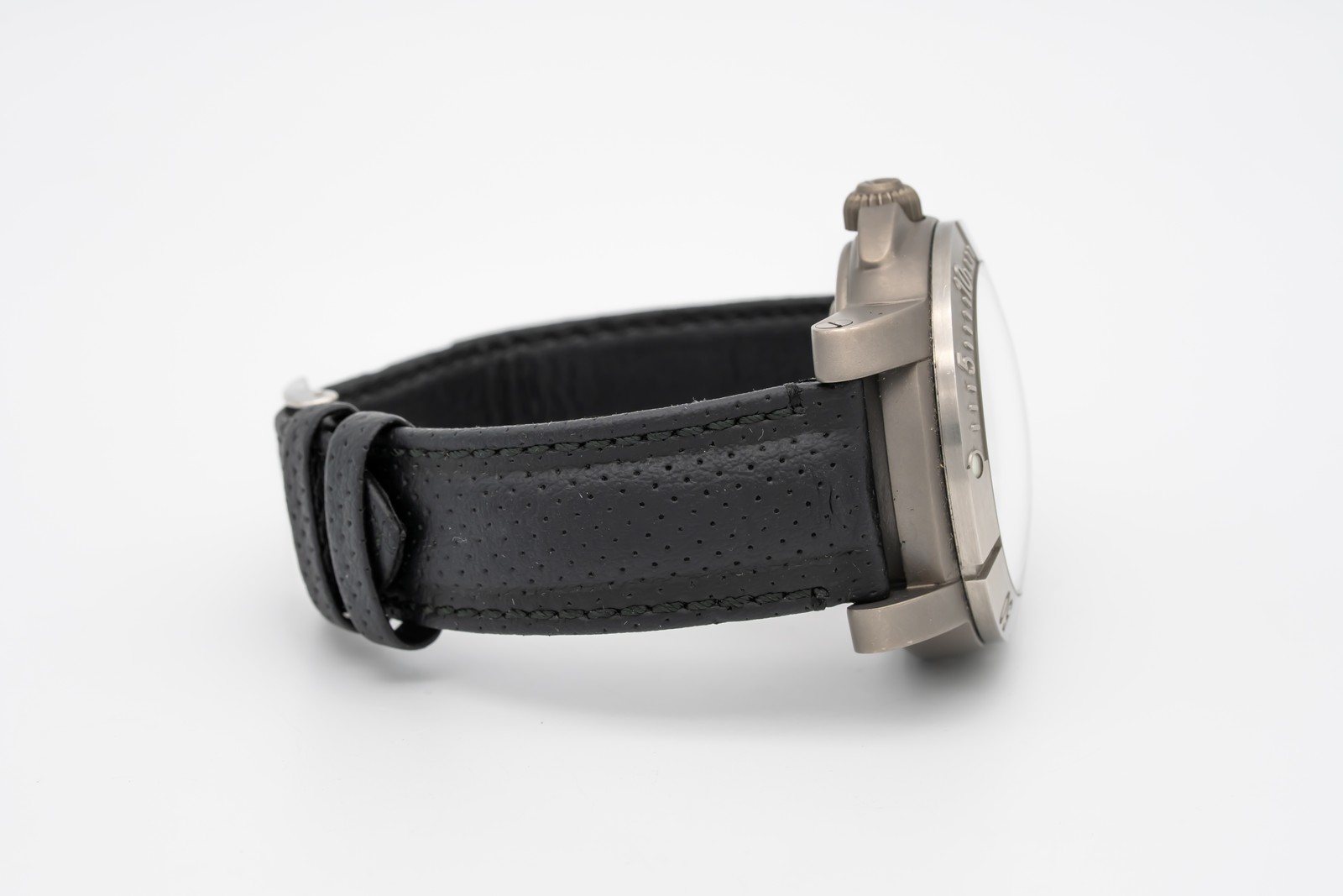 Baume & Mercier Capeland Sub Diver 1000 m Titanium Automatic 44mm