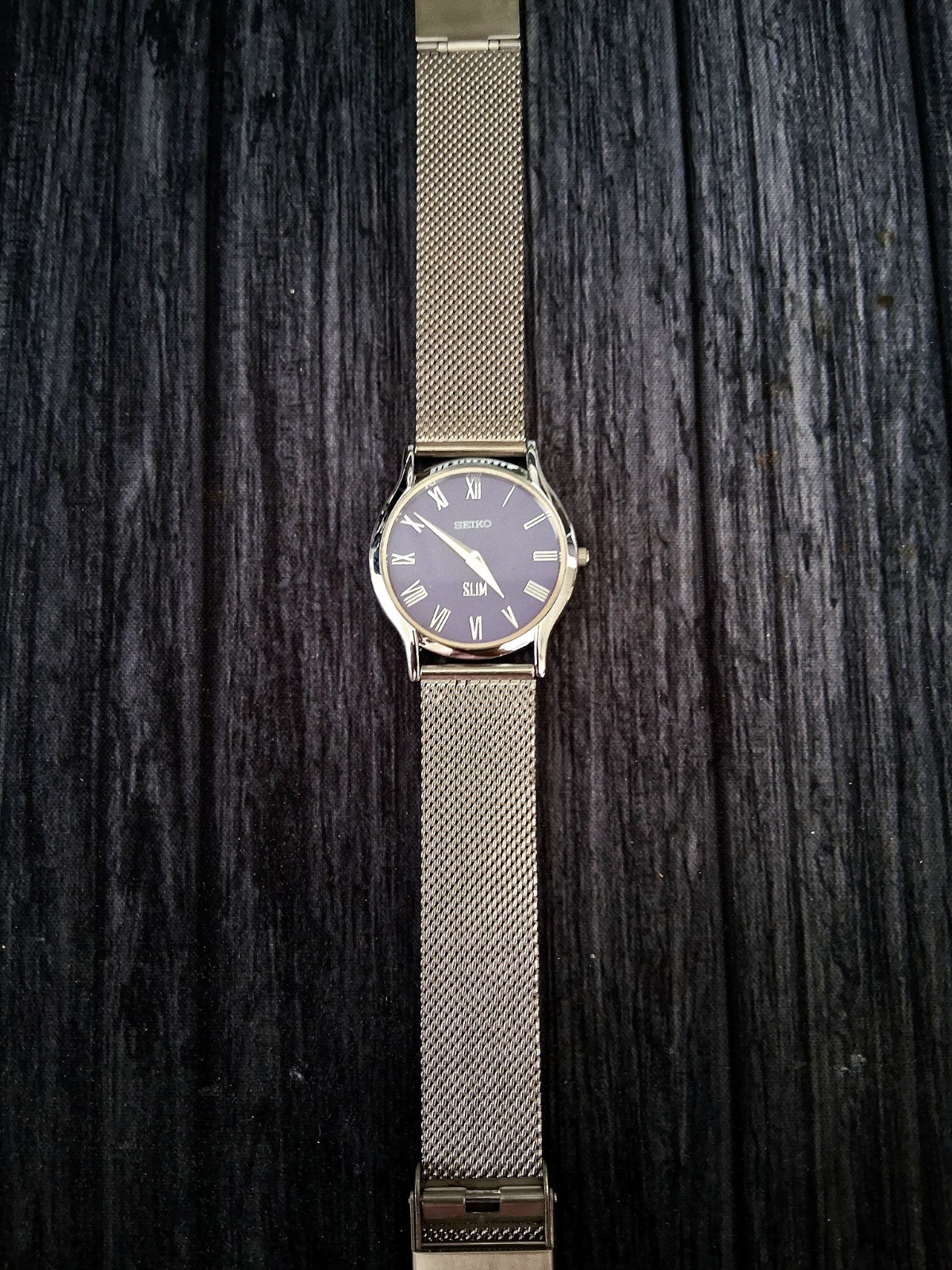 Rare Vintage Seíko Round Slim Roman Blue Dial Slv Mens Watch