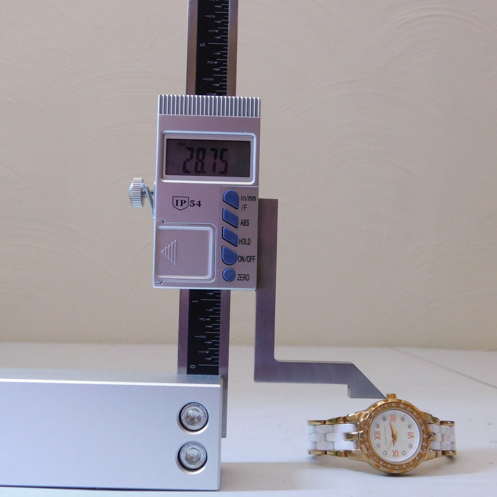 Anne Klein 10/9456 White Ceramic Quartz Analog Women’s Watch Sz. 5 3/4″