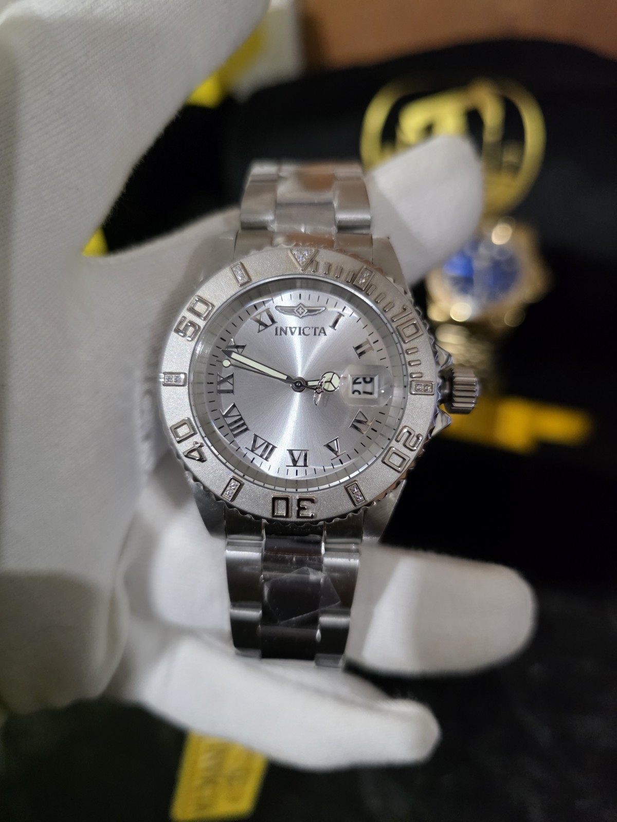 INVICTA PRO DIVER 40MM 0.06 CARAT DIAMOND