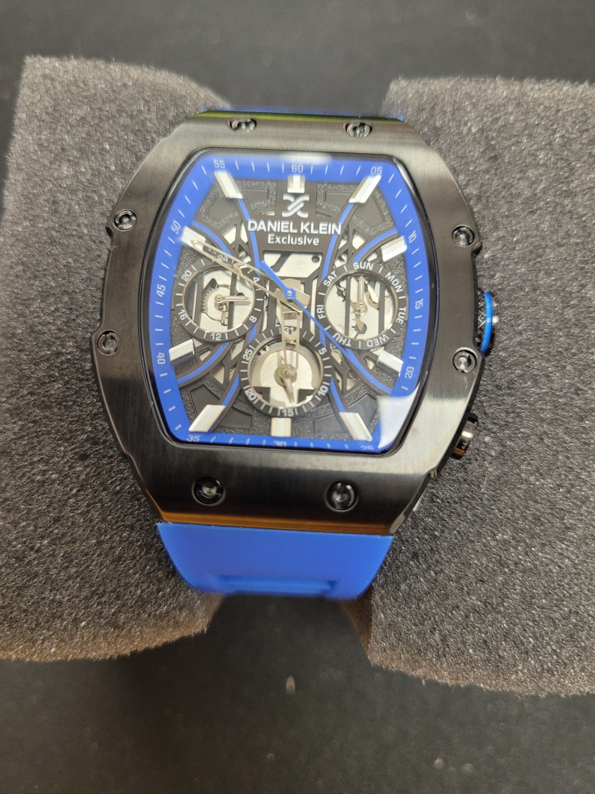 Daniel Klein Exclusive Men’s Wristwatch Blue Silicone Band Skeleton Dial Quartz