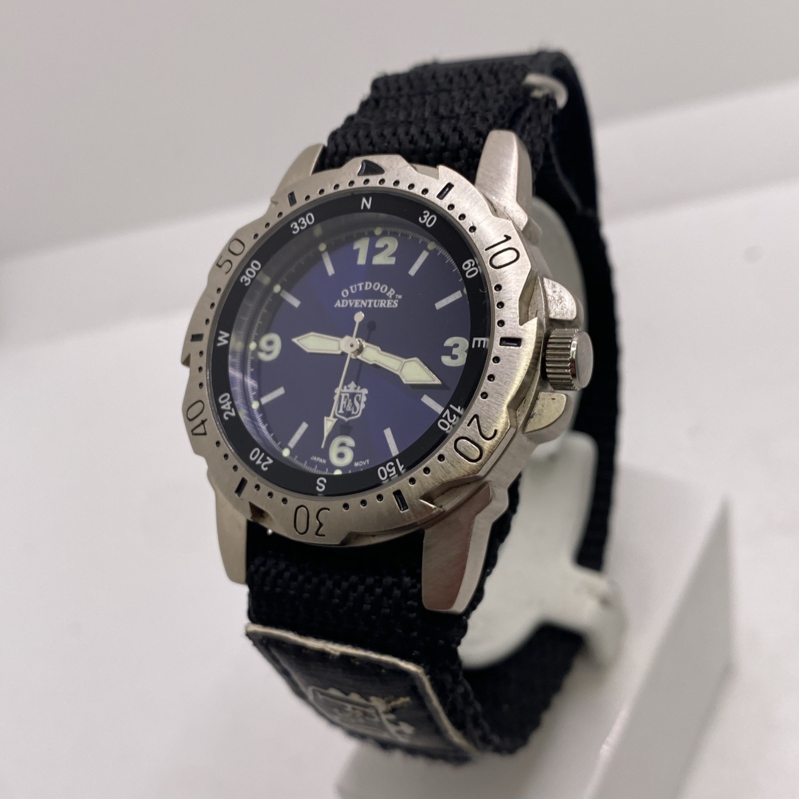 Vintage Field And Stream Mens Outdoors Camping Watch Works New Battery