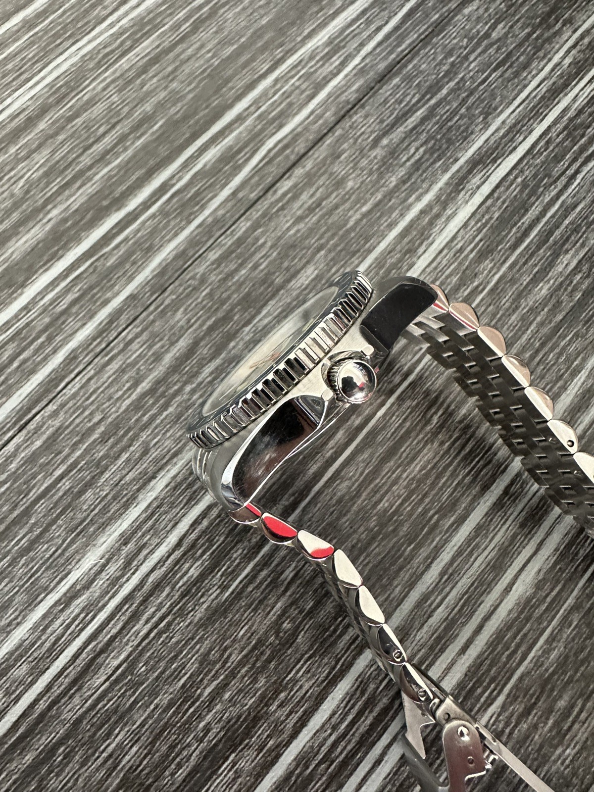 Momentum Sea Quartz 30 Eclipse Solar Watch (Founder’s Edition)