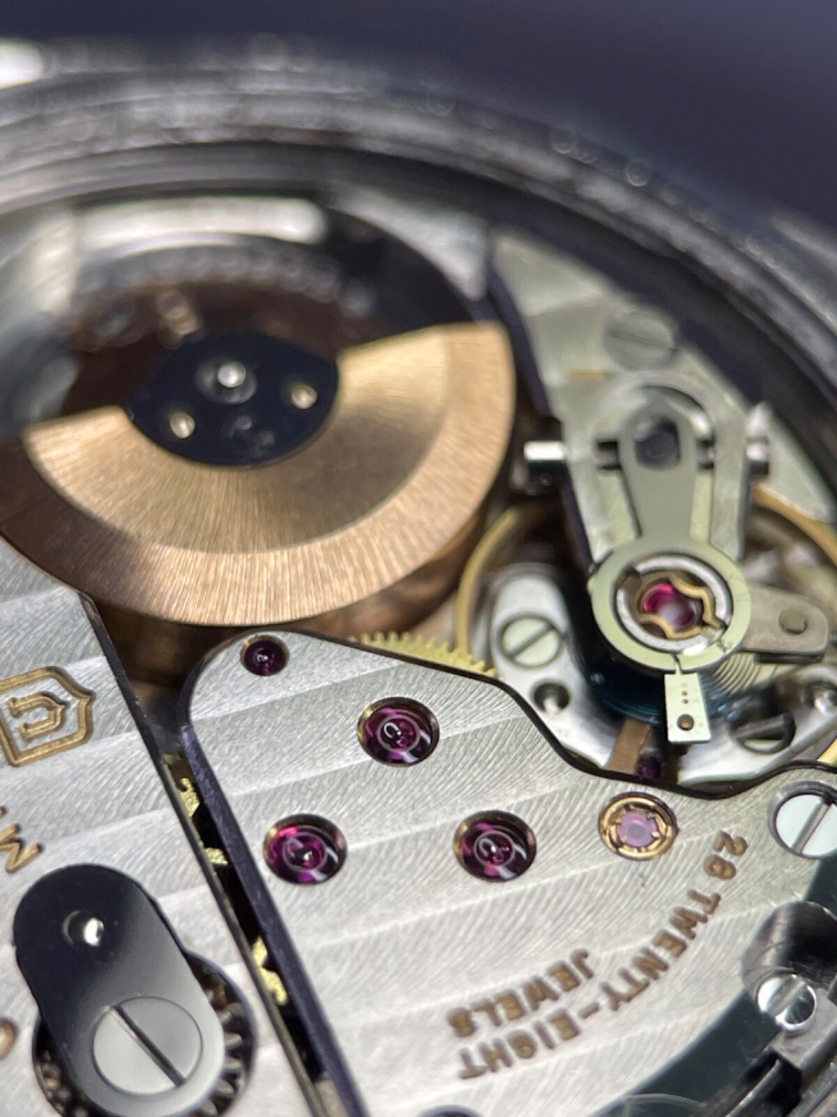 Universal Geneve, Polerouter Date, gold plated, 35mm case, Guilloche gold dial
