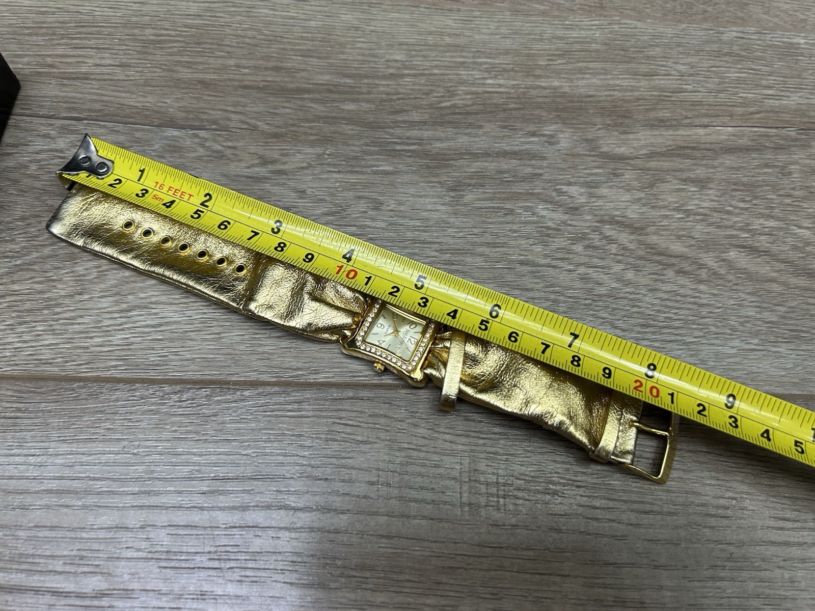 Vintage Joan Rivers Classics Collection Metallic Gold Band Pave Crystal Watch