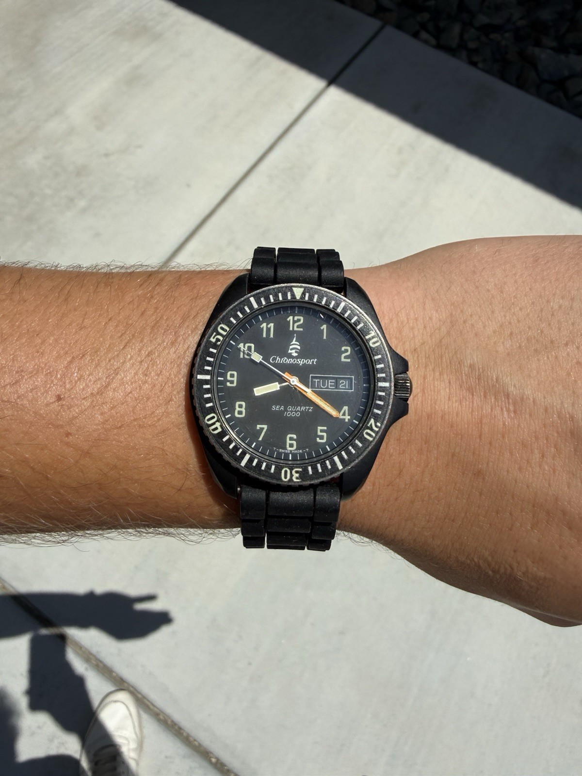 Vintage Chronosport Sea Quartz 1000 42mm Black Tritium Dial Stainless Black PVD
