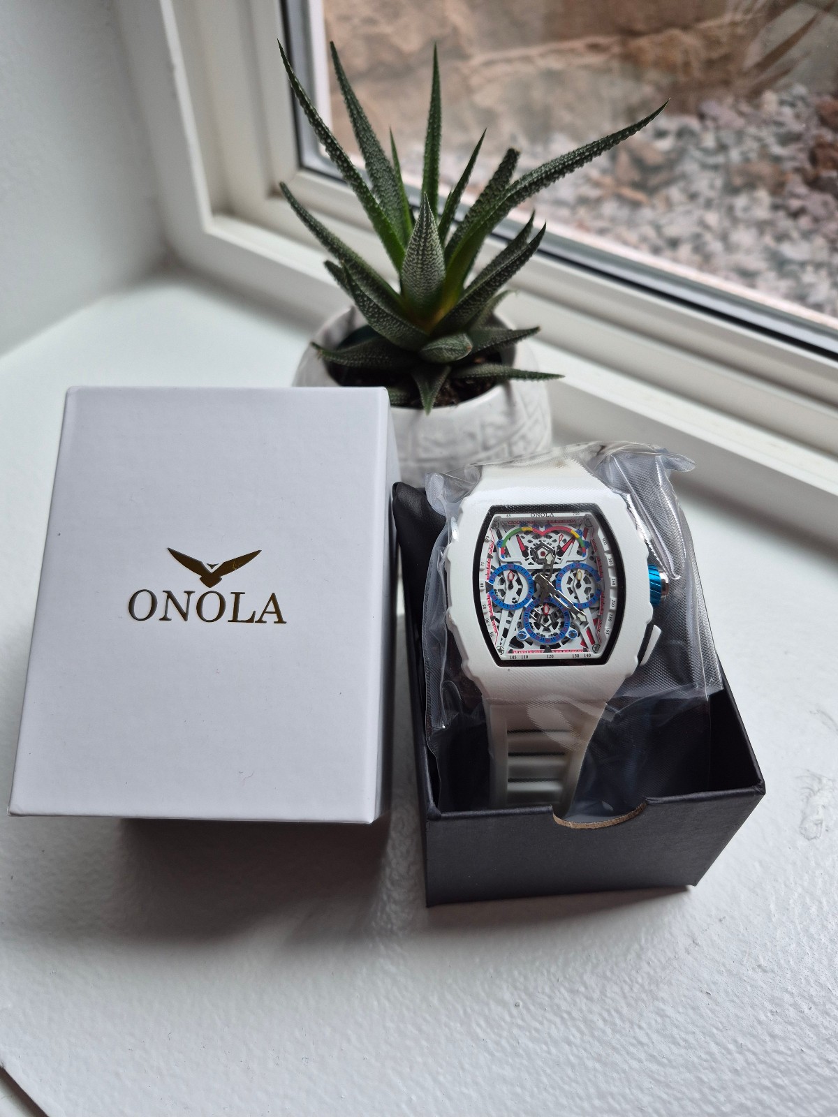 ONOLA Luxury Watch Men’s Fashion Casual Multifunctional Silicone Tape Waterproo