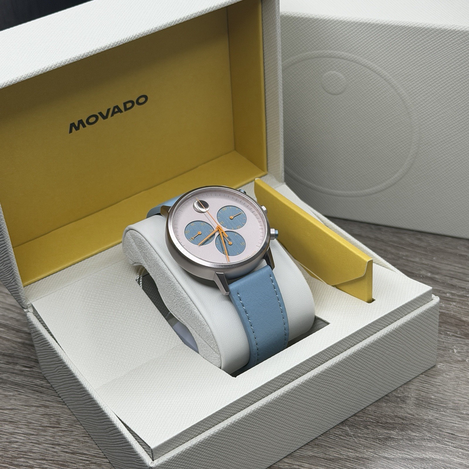 NEW✅SWISS✅ Movado FACE Silver Dial Blue Leather Chrono Aluminum Watch 3640148