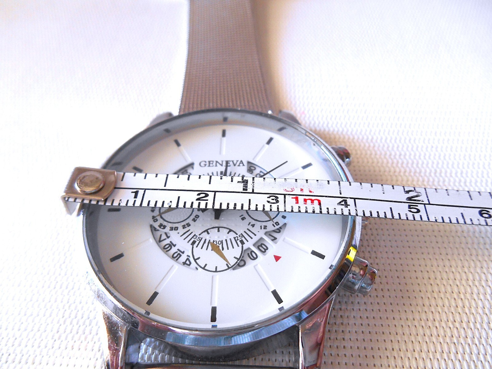 GENEVA Silvertone / White Dial Watch – New Battery