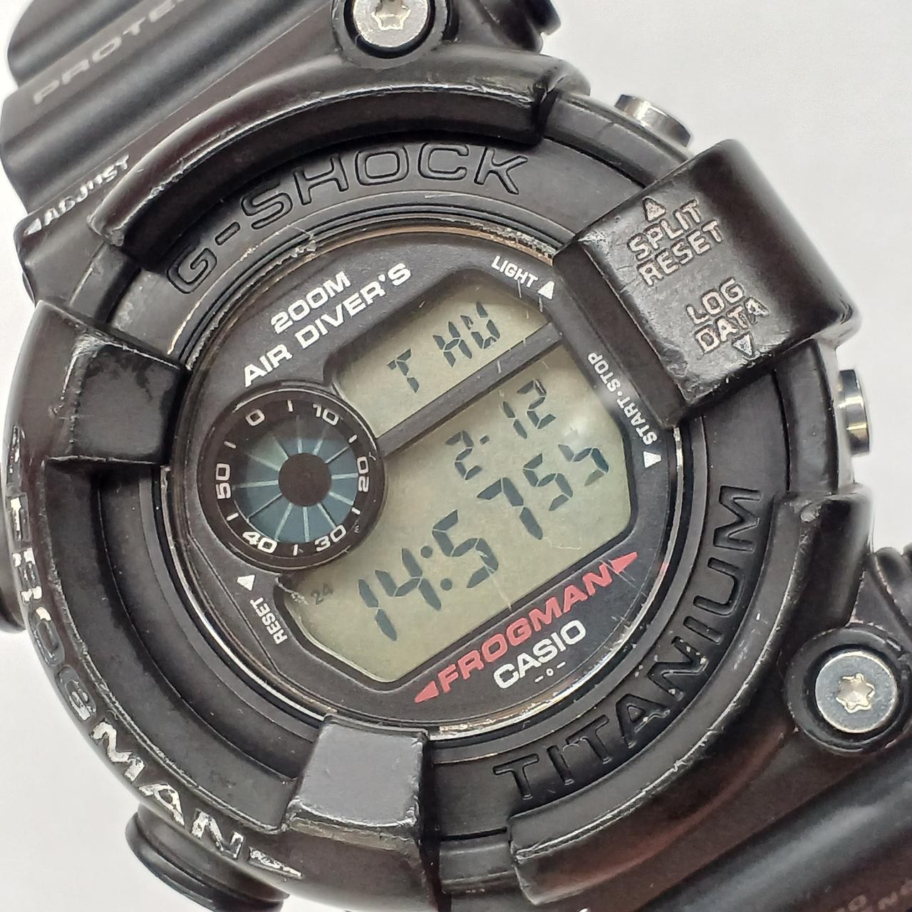 G SHOCK (Quartz) Model Number DW 8200 CASIO