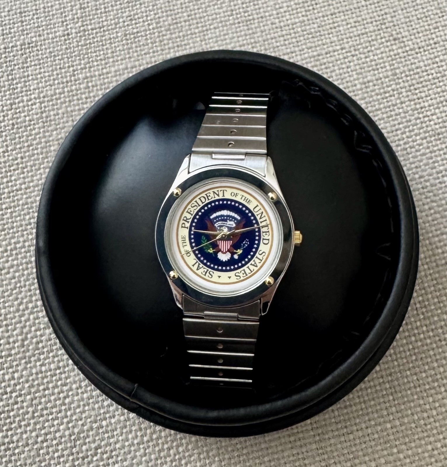 BRAND NEW George W Bush White House Presidential Seal VIP Gift Ladies Watch