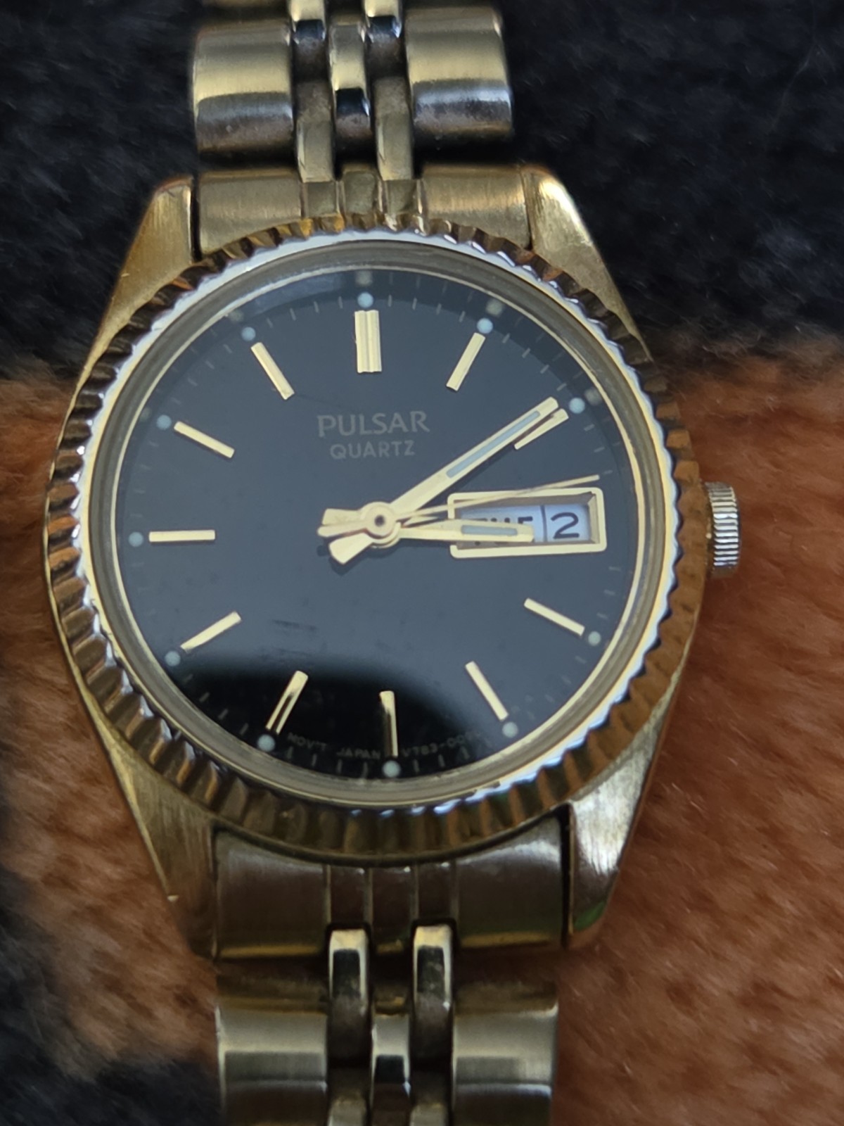 Pulsar Watch Women 23mm Gold Tone Day Date V783-0030 New Battery 6.25″