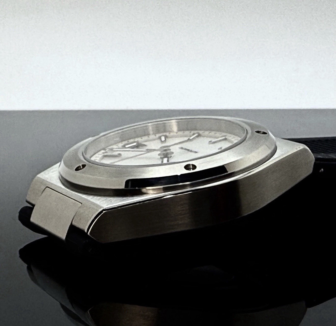Custom 40mm Mother Of Pearls “Classic Fusion” Style Mod Watch w/ NH35 Automatic