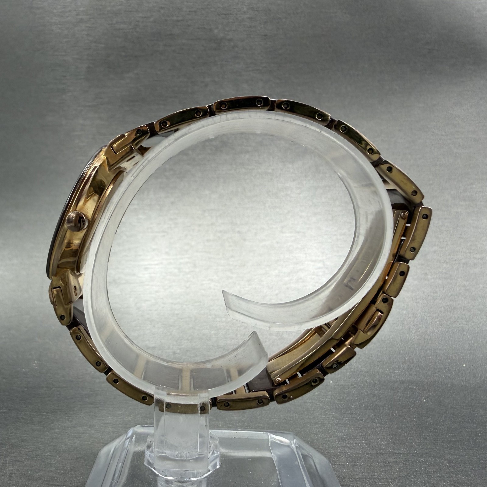 Bering Ceramic Watch Women 29mm MOP dial Rose Gold Tone Round 10729-765 New Batt