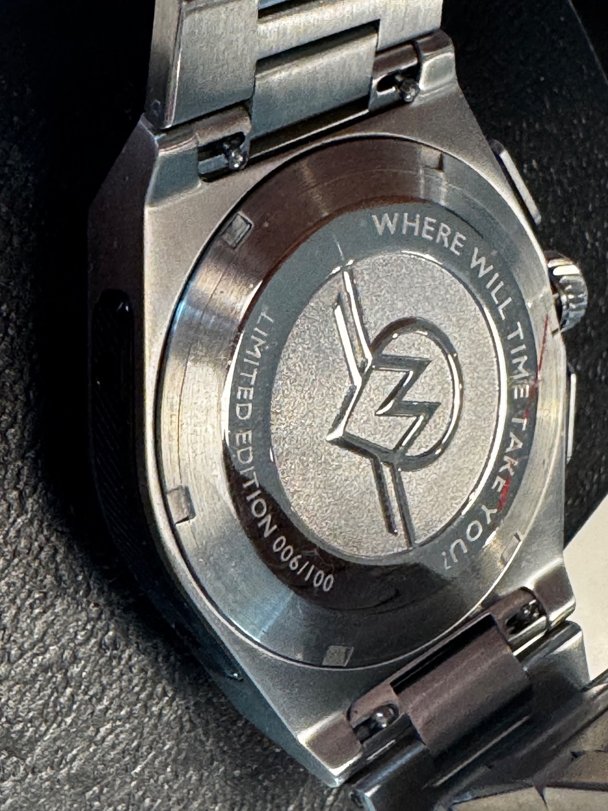 watch men mechaquartz chrono